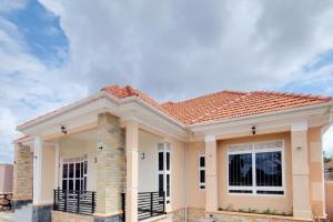 New 4-Bedroom Home for Sale – Kitende Hill, Entebbe Road