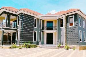Modern Home for Sale – Najjera Town