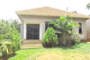 Home for Sale – Along Gayaza Road (Price Reduced!)