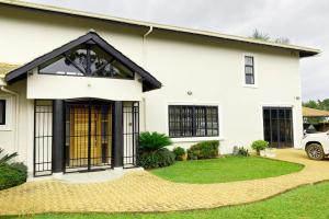 Luxurious 4-Bedroom Home for Sale in Nkumba, Entebbe