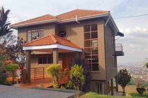 Spacious 3-Bedroom Townhome for Sale in Ackright, Entebbe Road