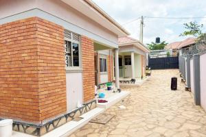 2 Semi-Detached Rentals for Sale – Kira, Nsaasa 